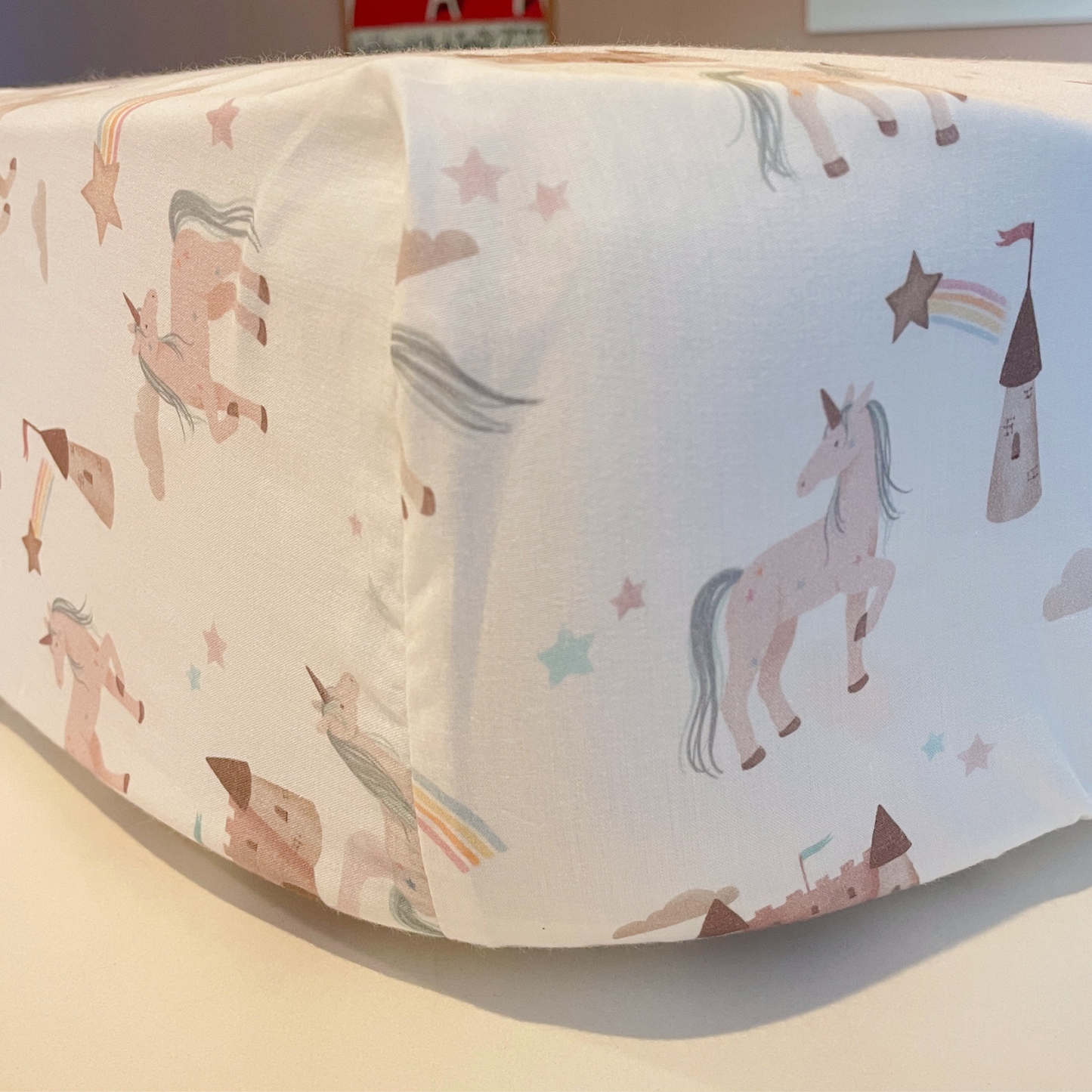Sábana Ajustable Cuna Unicornio 100% algodón - 200 hilos